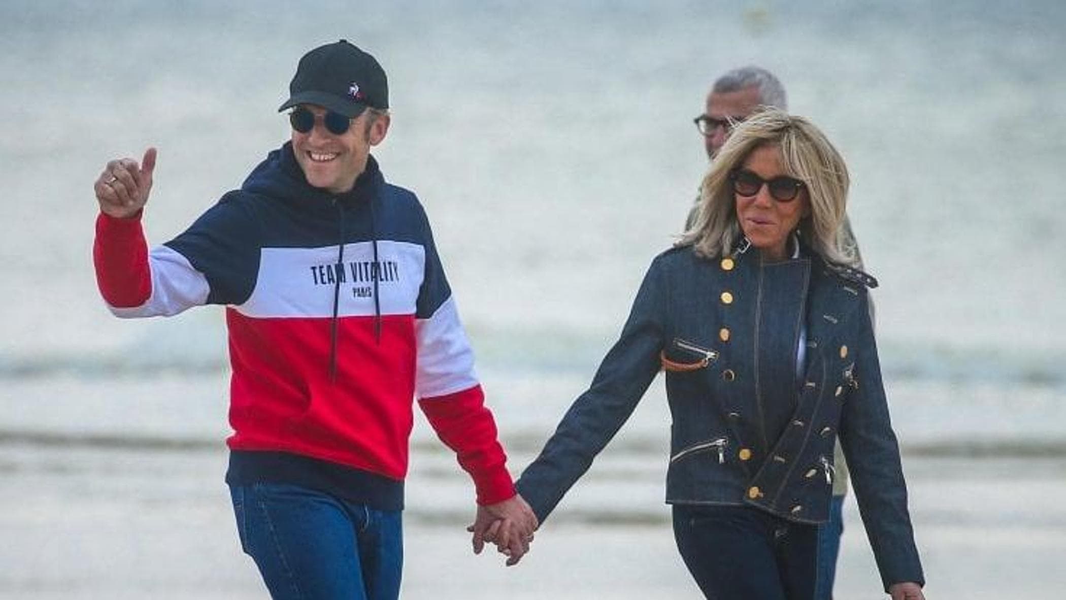 La verità sullo schiaffo: “Brigitte colpì Macron per l’attrice iraniana”