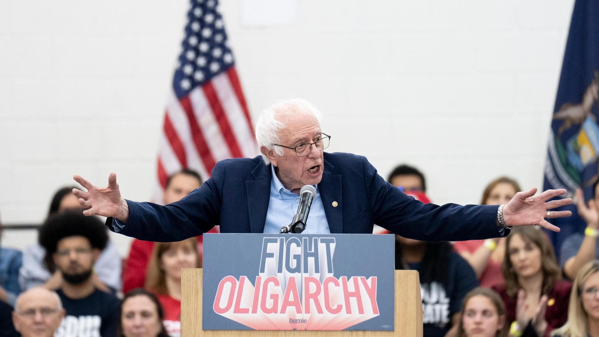 Intervista a Bernie Sanders: “Trump è pericoloso, la sua guerra è illegale come quella di Putin”