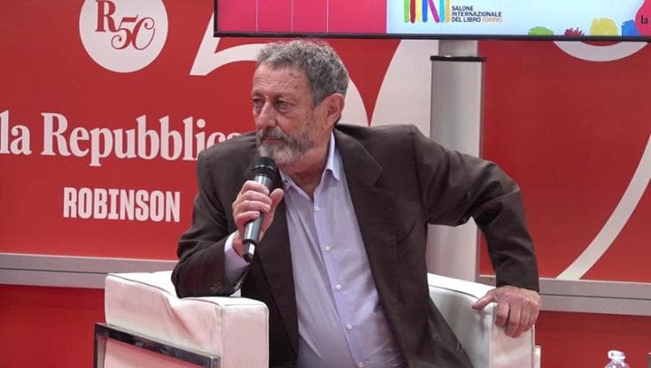 Serra: "Gli odiatori sui social? Obbligatorio fregarsene" L'integrale 
