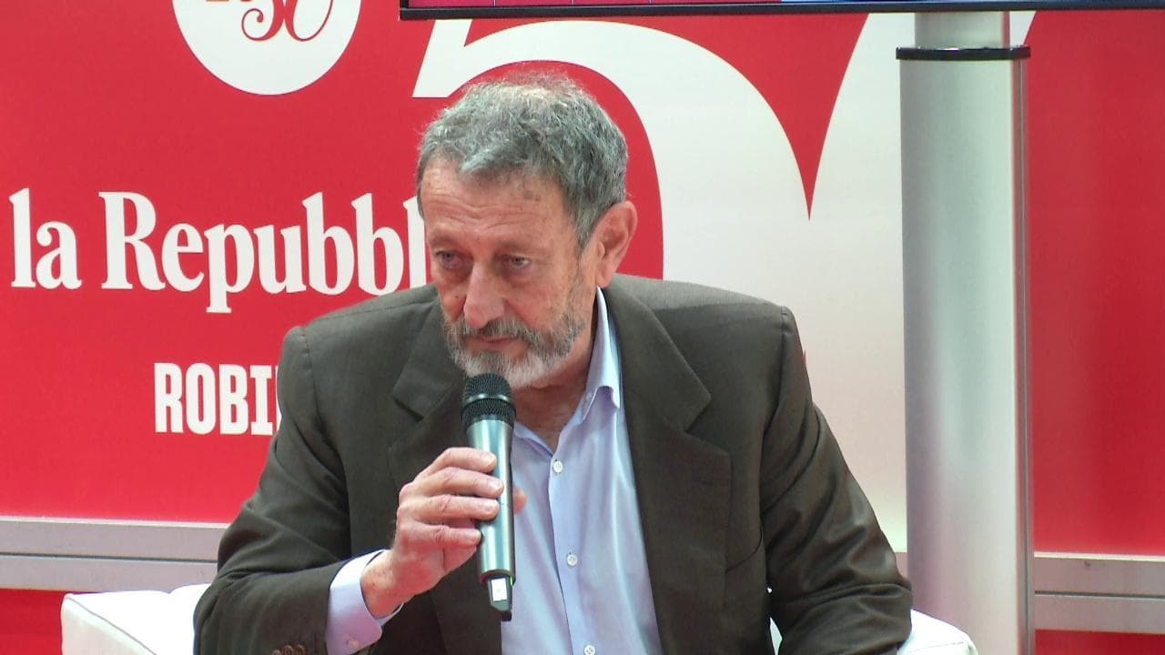 Serra ai lettori: "Scrivo da 50 anni, non mi autocensuro ma sento la responsabilità della parola"