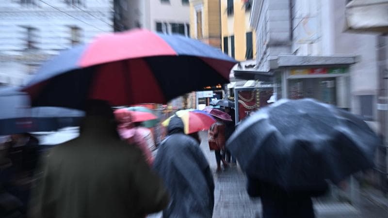 Anteprima: Previsioni meteo, 6-7 gradi sotto la media, maltempo localizzato e neve fino a 1300-1500…