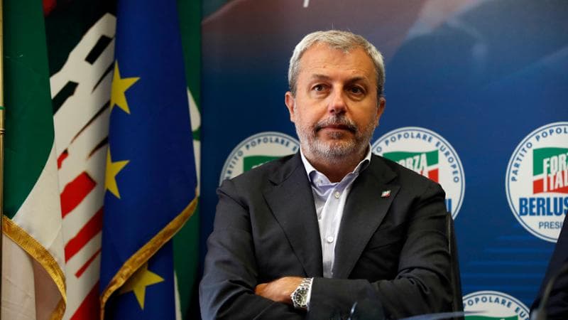 Copertina: Nevi sulla Consob: “Nessuna preclusione ma serve una figura fuori dalla mischia politica”