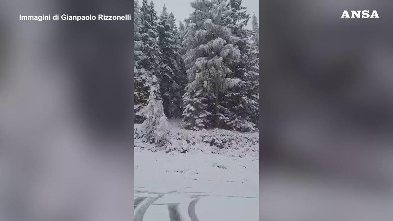 Trentino, maggio si "veste" di bianco in Valsugana: forte nevicata sulla Panarotta