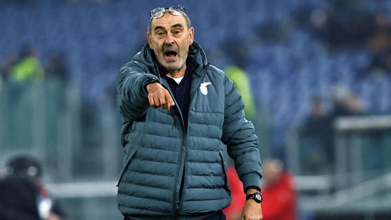I tormenti di Sarri: il tecnico è incerto se presentarsi al derby