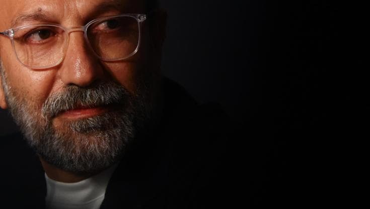 Asghar Farhadi, la tragedia dell’Iran irrompe a Cannes: “Un massacro di innocenti e di dissidenti”