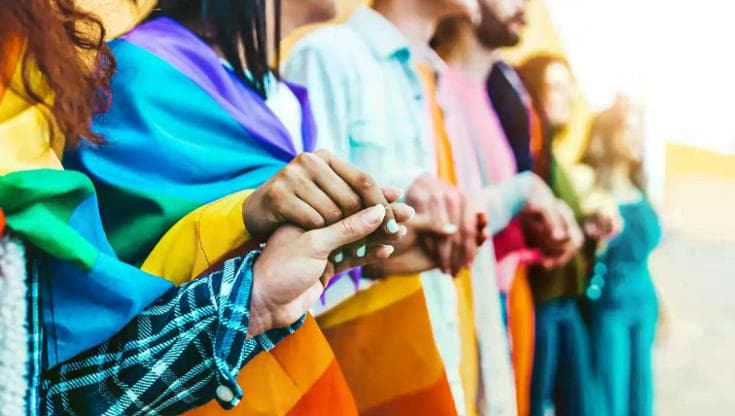 Anteprima: L’allarme di Arcigay: nell’ultimo anno 127 episodi di violenza contro persone e luoghi Lg…