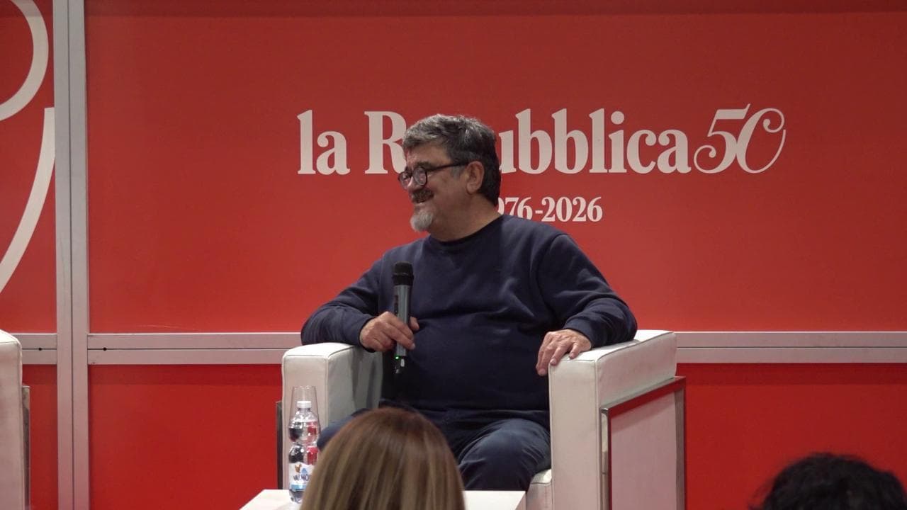 Salone del Libro, Pannofino: "Giuli in auto da uno stand all'altro e sarei io il pigro?"