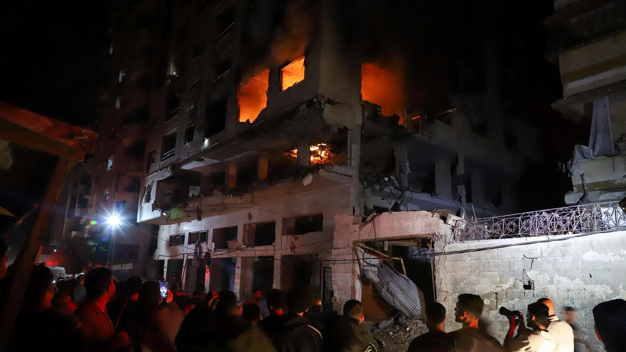 Guerra in Iran, le news di oggi. Raid Idf su Gaza, media: “Ucciso il leader di Hamas Haddad”