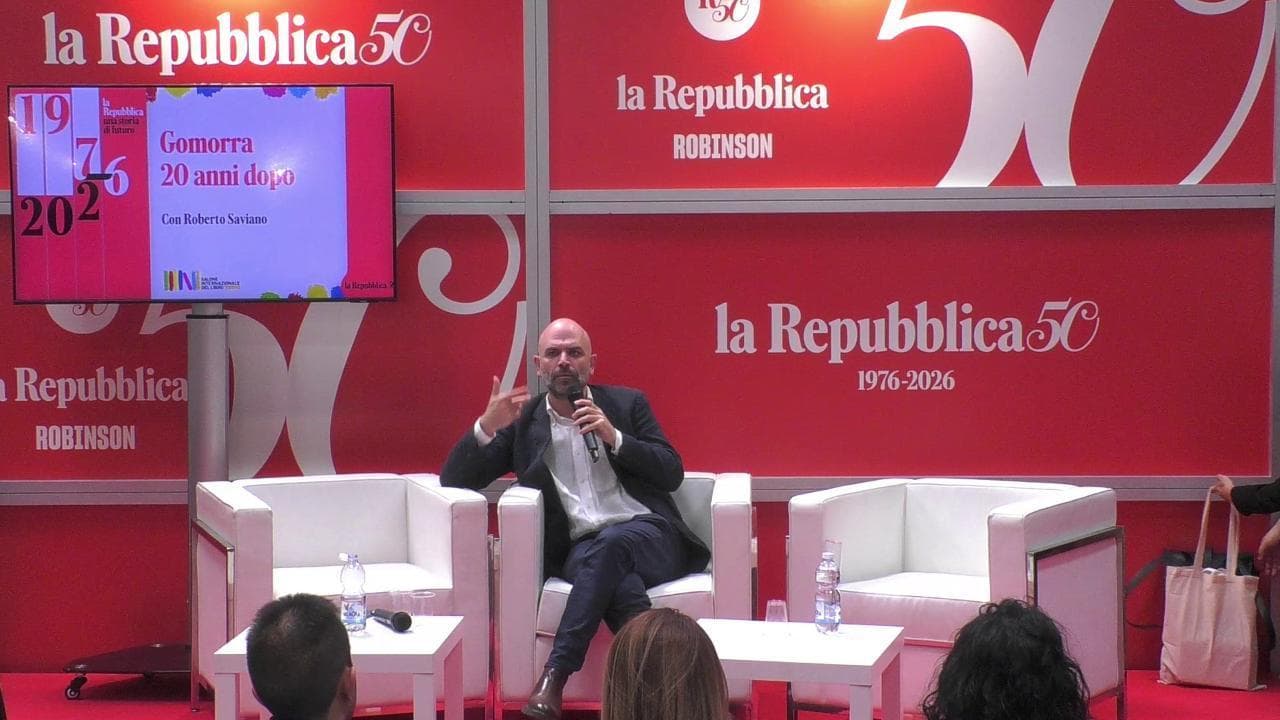 Gomorra, 20 anni dopo: l'incontro con Roberto Saviano al Salone del libro