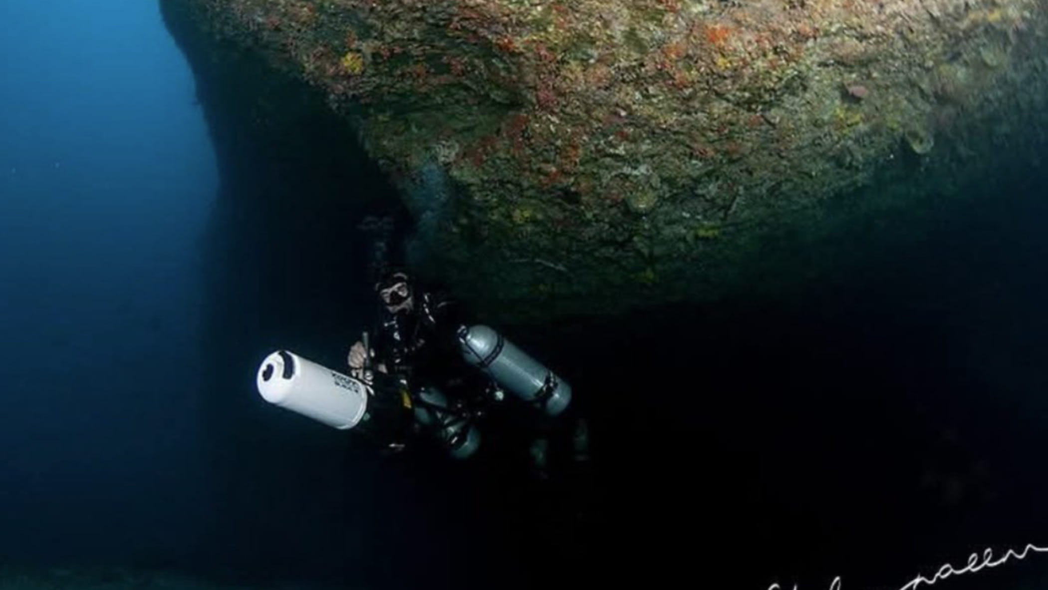 Il veterano dei sub maldiviani: “Quella grotta è la mia casa, insidiosa anche per super esperti”