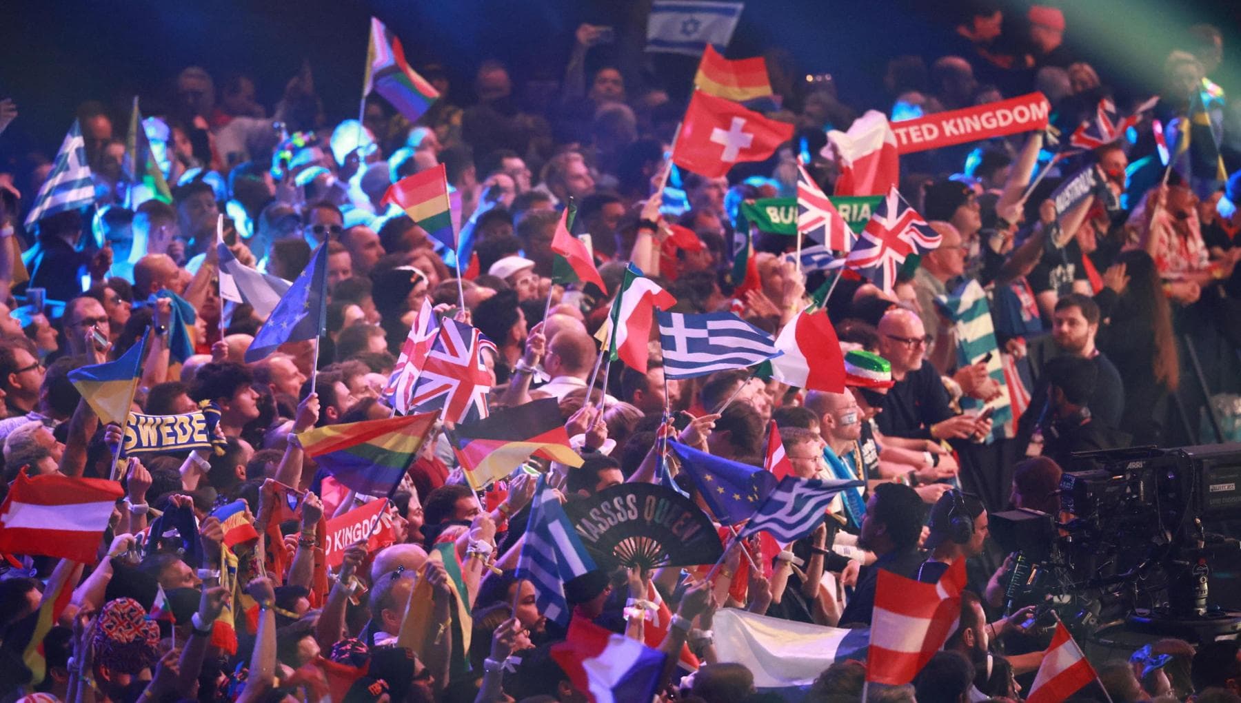 La politica lasci in pace la musica