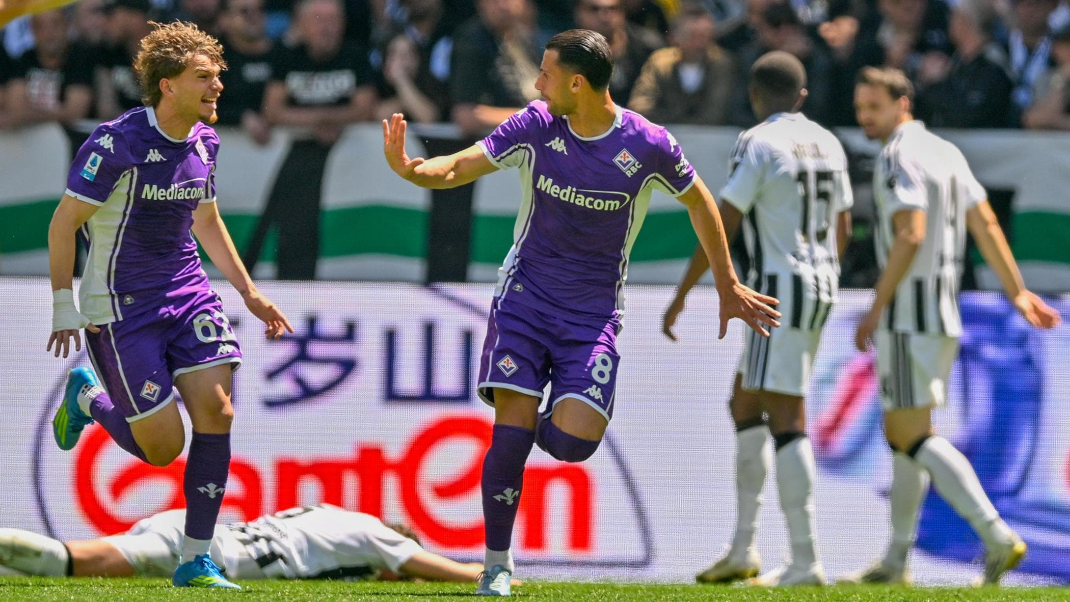 La Juve si butta via, perde 2-0 in casa con la Fiorentina e scivola al 6° posto