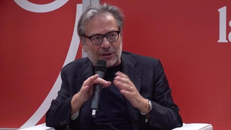 Massimo Recalcati: "La crisi del padre non si risolve col  patriarcato" L'integrale L'articolo