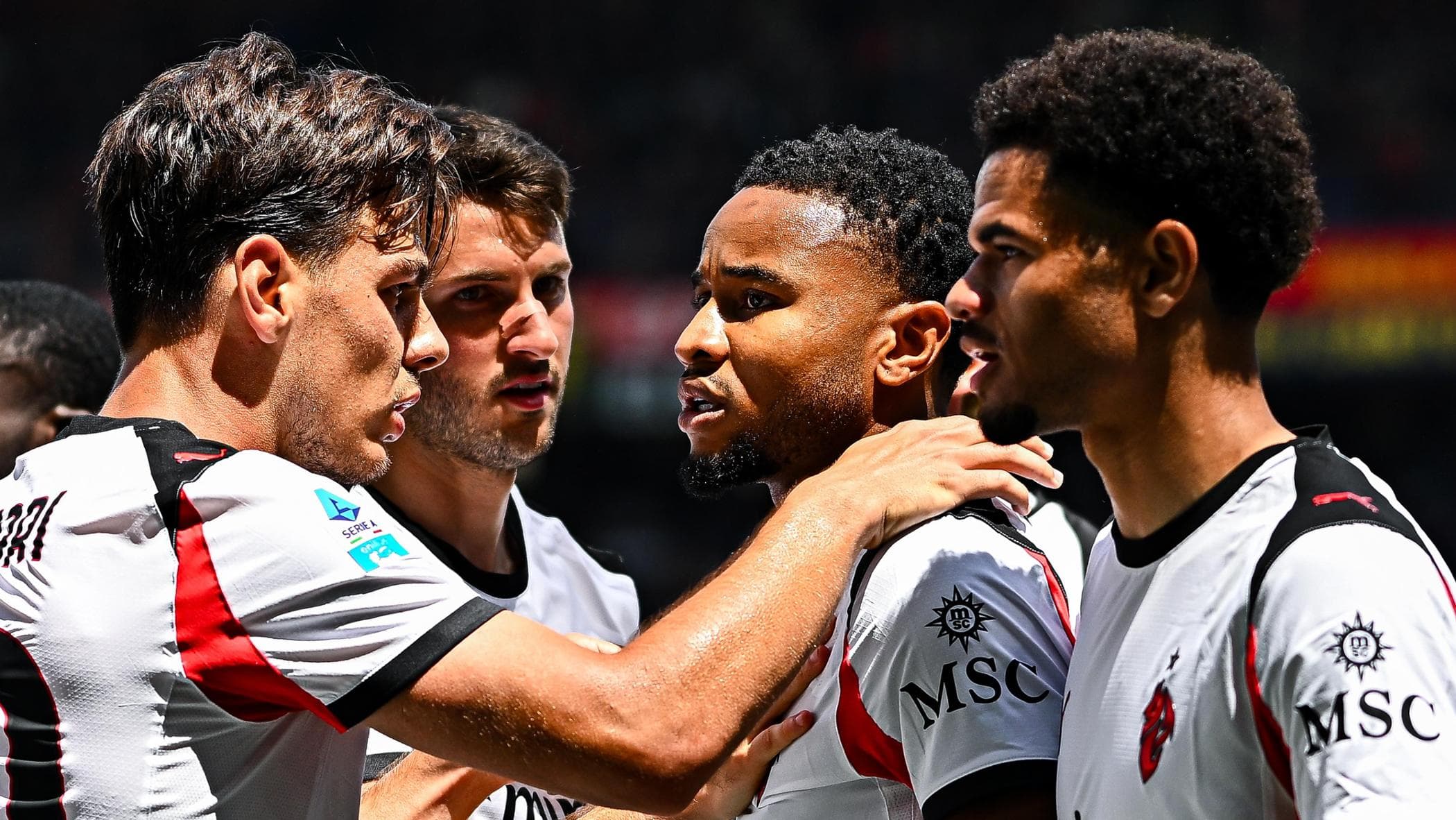 Il Milan rialza la testa, Genoa battuto 2-1 e Champions ad un passo