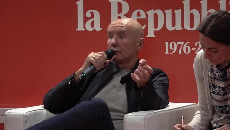 Irvine Welsh: "Trent'anni dopo Trainspotting lo smartphone ha sostituito le droghe da strada tra le dipendenze" L'articolo