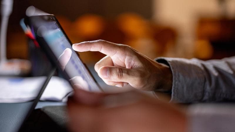 L’intelligenza artificiale e l’arte difficile di non farsi incantare