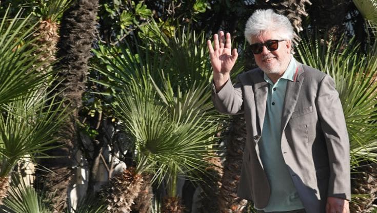 Cannes, da Almodovar a Ken Loach sulla spiaggia, i film e gli ospiti di oggi