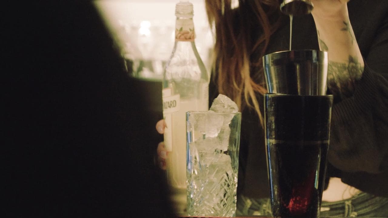 Alcolisti Anonimi Italia, lo spot della nuova campagna "Mai più soli"