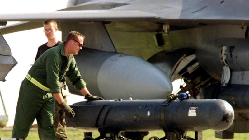 Anteprima: Caos sul taglio delle spese Nato. A destra è caccia al colpevole: “Una trappola della Leg…