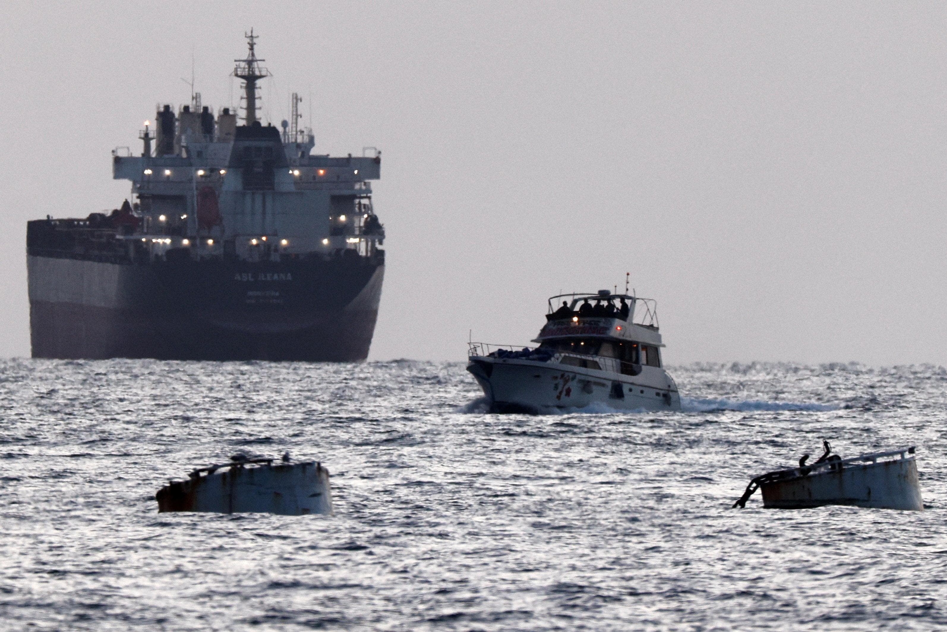 Israele spara sulla Flotilla in acque internazionali. Tra i fermati 29 italiani