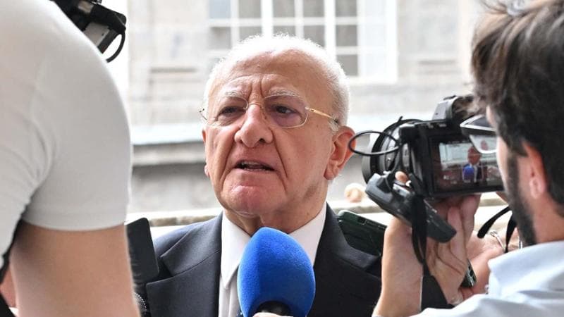 Anteprima: “Salerno come Montecarlo”. De Luca ci prova ancora alla guida del campo rotto