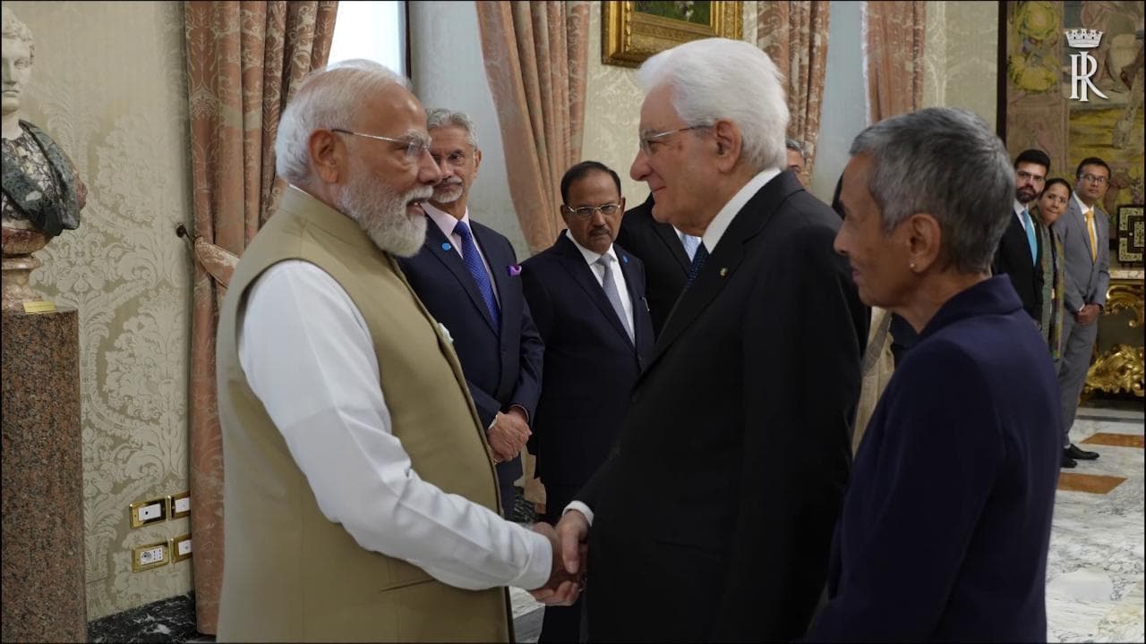 Scambio di cortesie tra Mattarella e Modi: "Un onore averla qui". Il premier: "Grazie di cuore"