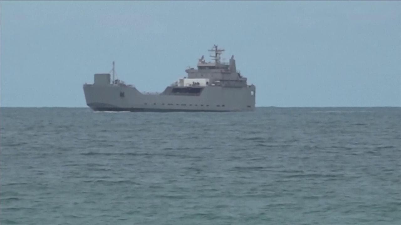 Ashdod, due navi da guerra nel porto israeliano con 430 attivisti della Flottiglia arrestati
