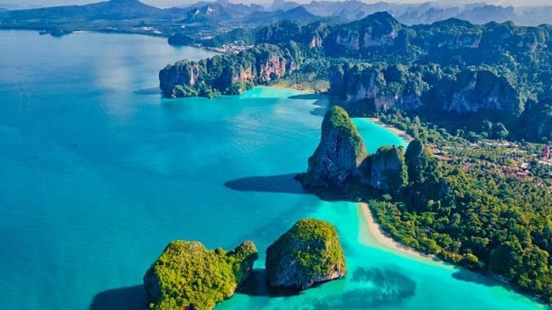 Thailandia, stretta sui turisti: in arrivo tagli ai soggiorni senza visto
