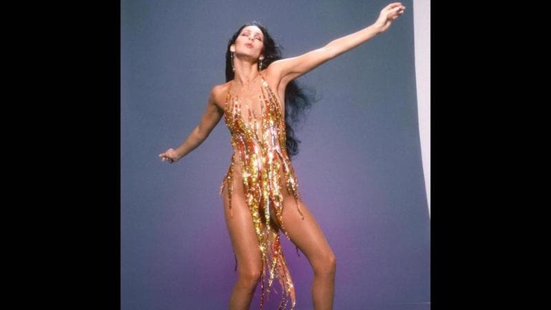 Gli 80 anni di Cher, eterna regina della trasformazione