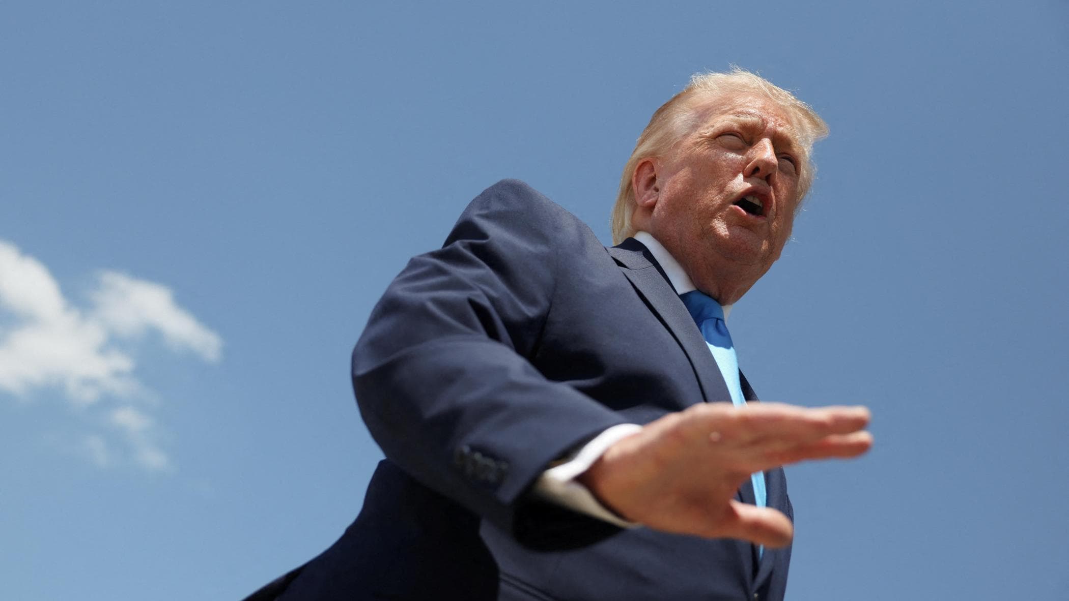 Gli Usa incriminano Raúl Castro: aumenta la pressione su Cuba. Trump: “Un grande giorno”