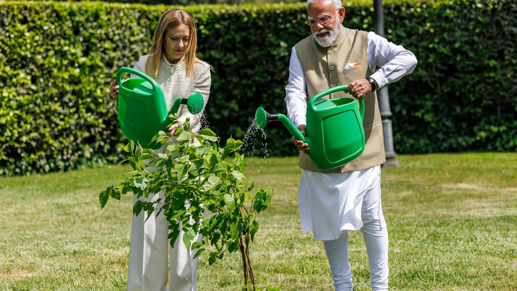Meloni apre Roma a Modi: intese su difesa, spazio e medici