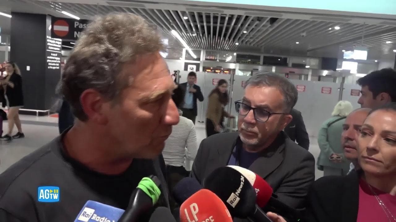 Flotilla, Mantovani: "Sulla nave del terrore, picchiati, alcuni con fratture e incatenati a terra"