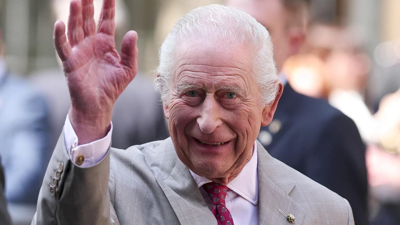"Re Carlo è morto", ma non è vero: l'annuncio dato per errore da un'ex radio pirata britannica
