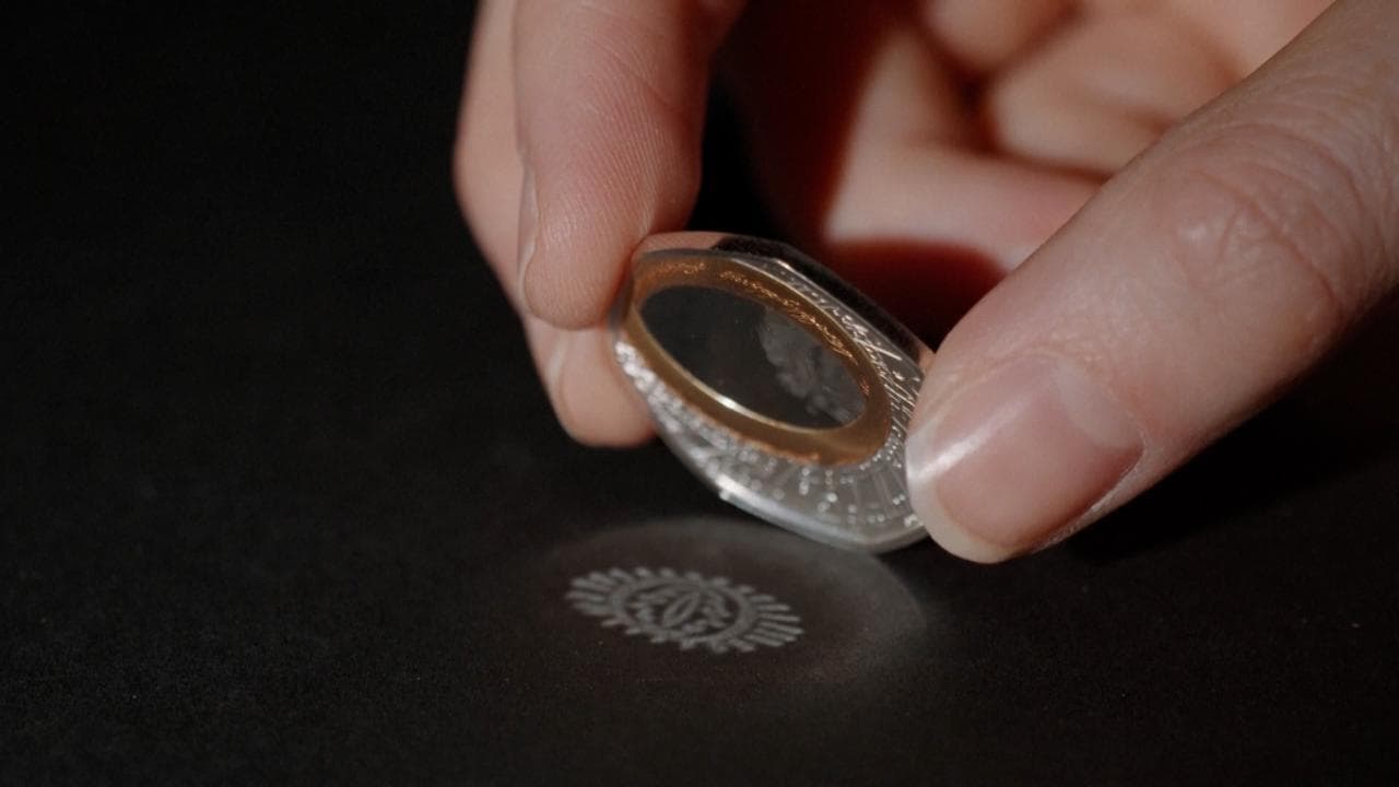 Il Signore degli Anelli diventa una moneta: la Zecca britannica “accende” l’Occhio di Sauron