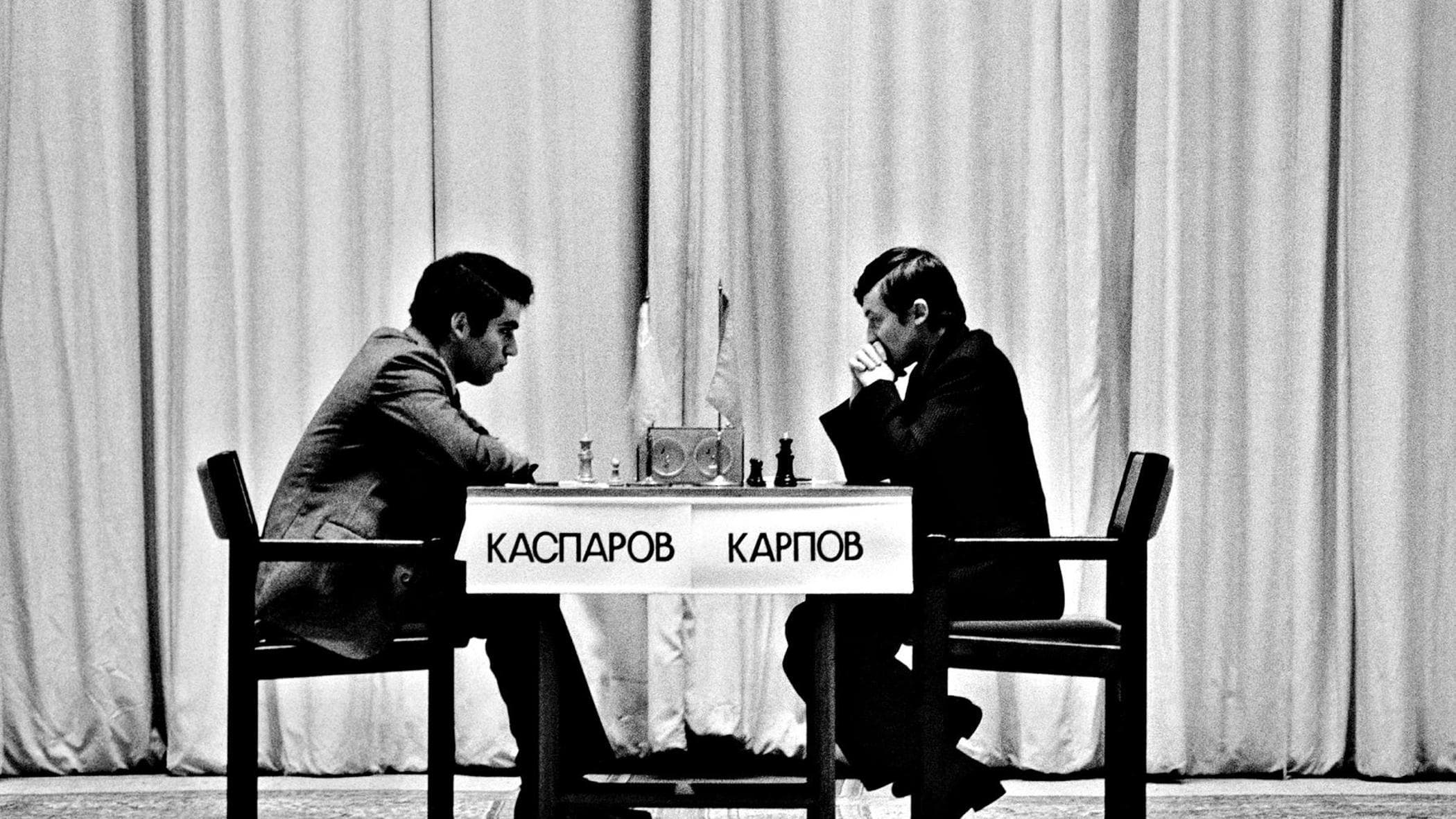 Kasparov: “Putin estenderà la guerra all’Europa entro la fine dell’anno”