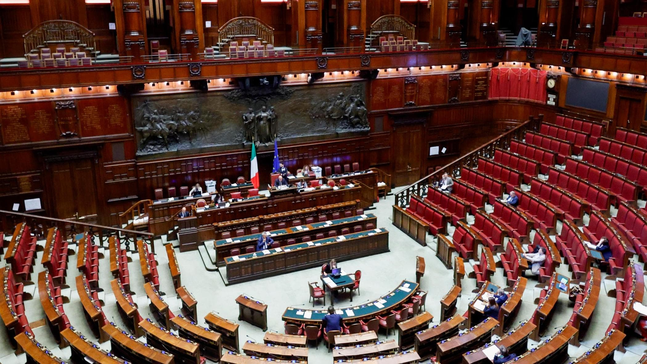 Legge elettorale, cambia il premio. Scontro FdI-FI sulle preferenze
