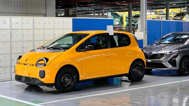 Renault, Twingo'ların üretildiği Novo Mesto fabrikasında: Yapay zeka sayesinde maksimum kalite