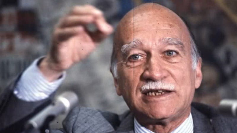 Anteprima: Meloni ricorda Almirante: “Ha segnato la storia della destra italiana”