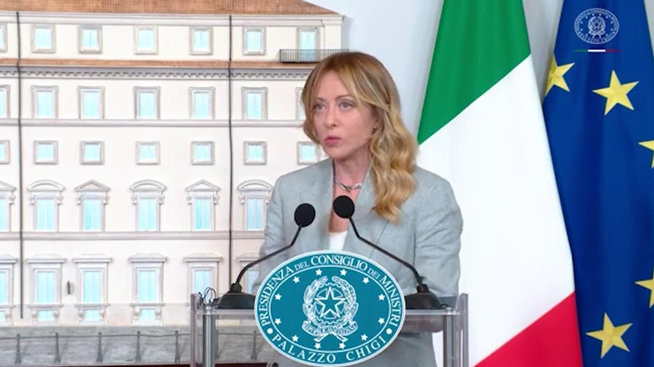 Meloni con il premier irlandese: "Condanniamo le violenze dei coloni e gli insediamenti israeliani"