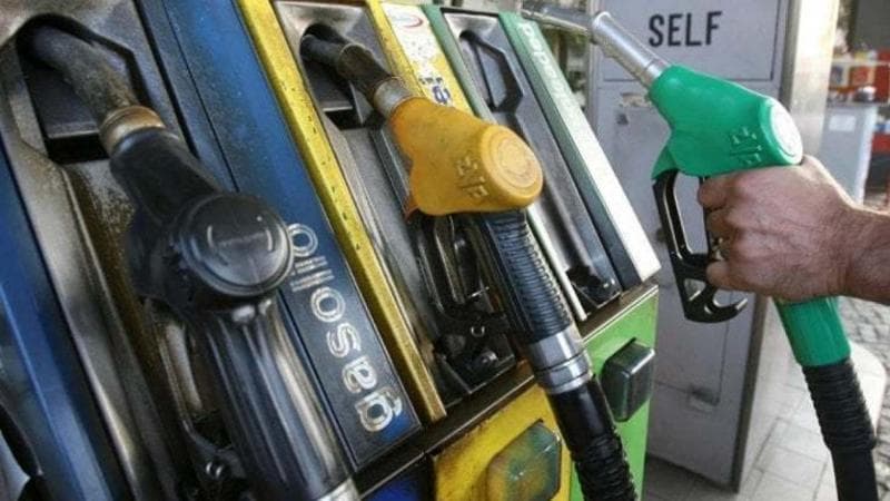 Accise, lo sconto sul gasolio dimezzato da 20 a 10 centesimi. E la proroga scade il 6 giugno