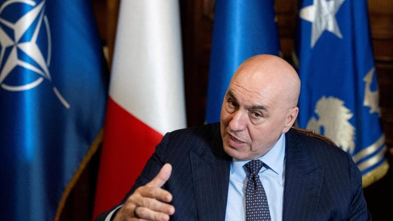 Il ministro della Difesa Guido Crosetto