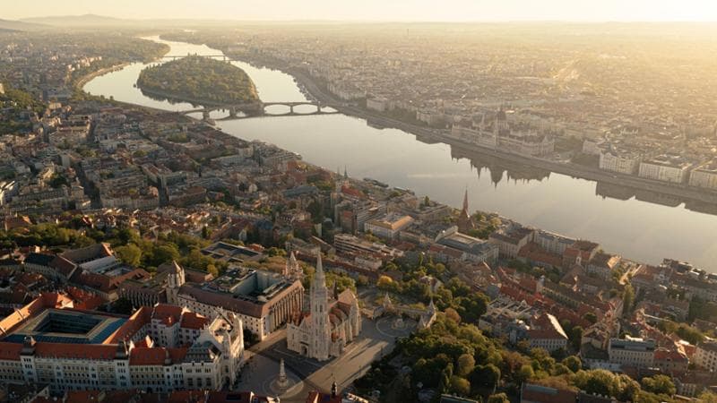 Budapest  © La Dolce Vita Orient Express 2026. Ph Oliver Astrologo