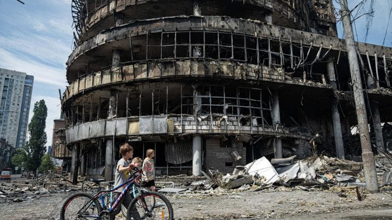 Mosca minaccia l’escalation su Kiev: “Stranieri lasciate la capitale”