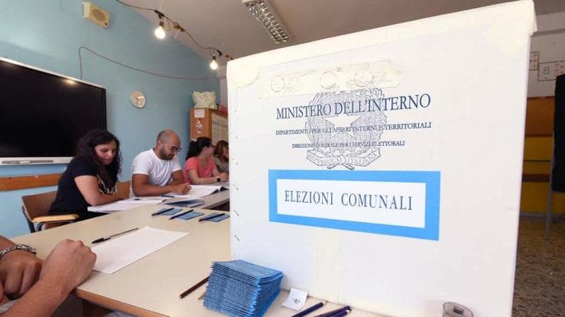 Un voto piccolo, locale e civico che conferma un grande equilibro