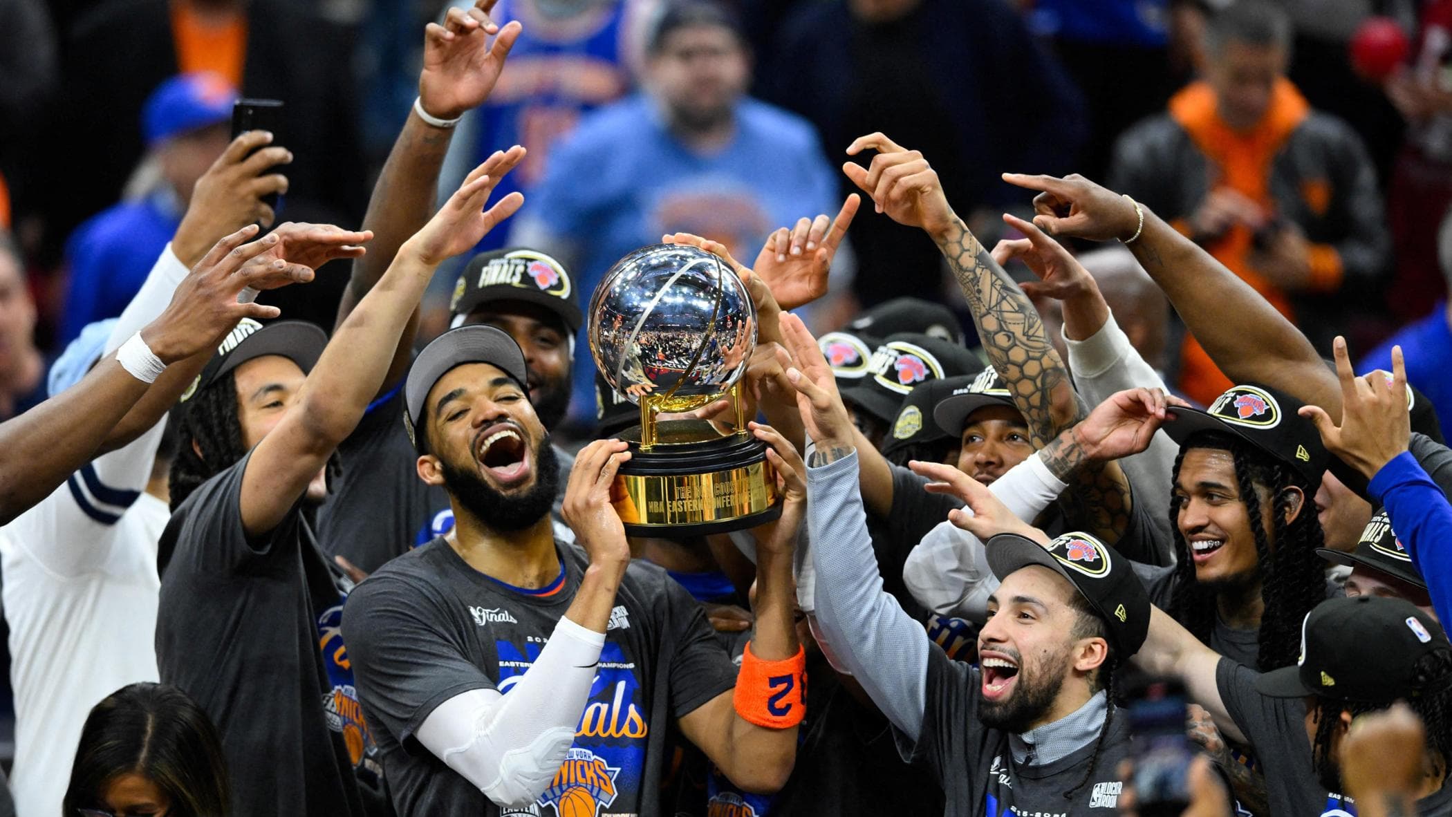 New York Knicks 27 yıl sonra NBA finaline dönüyor: Cleveland'da 4-0