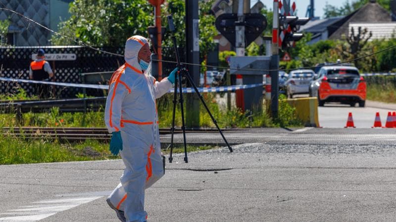 Anteprima: Belgio, scontro tra scuolabus e treno: morti due ragazzi e due accompagnatori