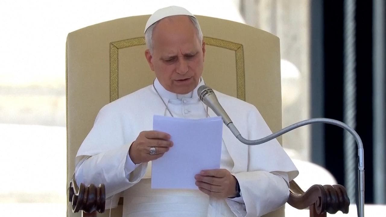 Papa: "Preoccupato per l'Ucraina: dove cadono missili e droni cadono anche le speranze"