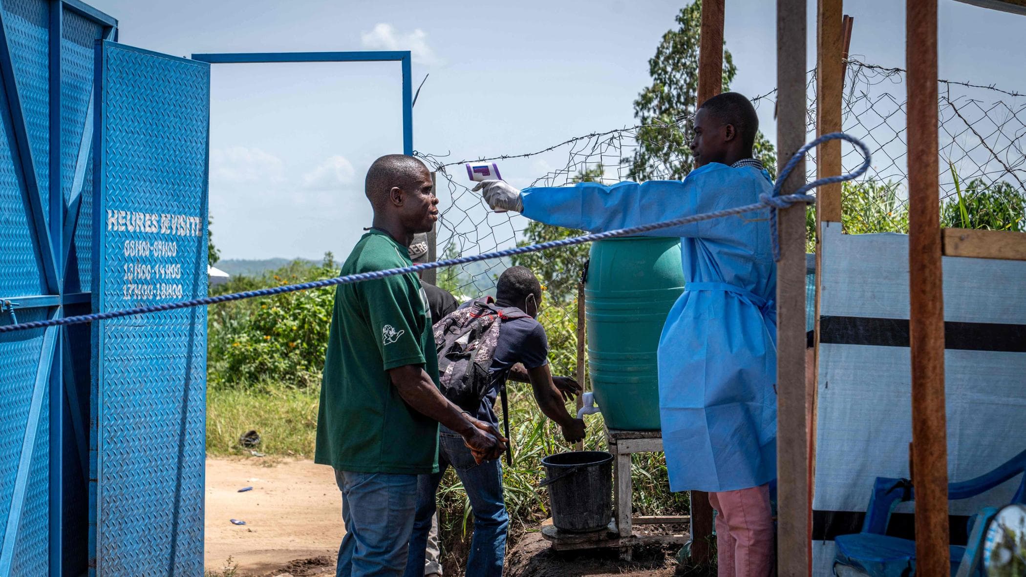 Contatti con malati di Ebola, in quarantena allo Spallanzani una dottoressa rientrata dal Congo