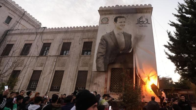 Anteprima: Le armi proibite di Assad: recuperati i resti dell’arsenale chimico del dittatore siriano