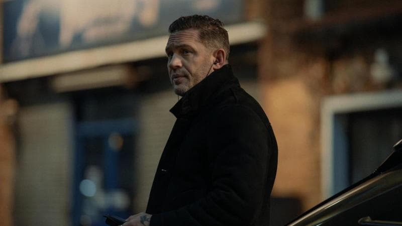 Tom Hardy, 48 anni, in "Mobland"